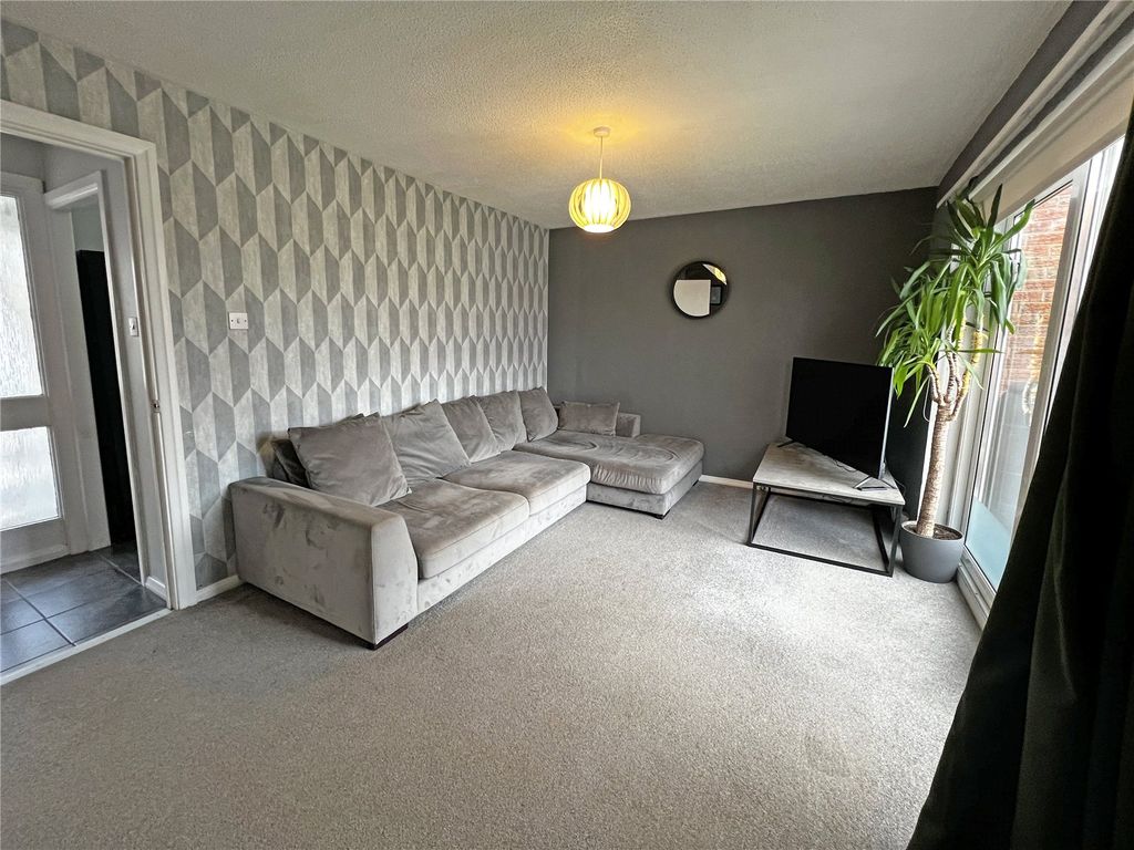 Property photo 2 of 10 Picture No. 07
