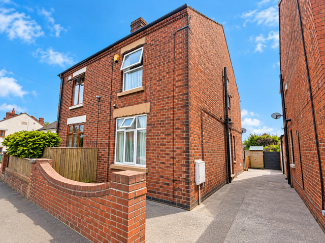Property photo 1 of 13