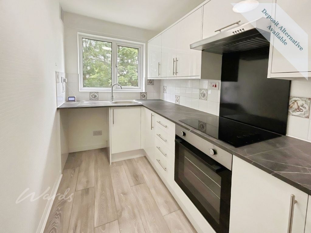 Property photo 2 of 6 Weybridge Kitchen