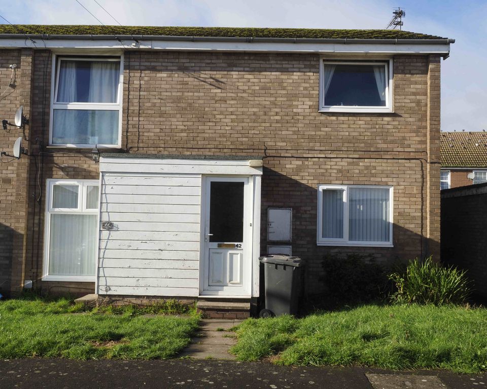 Property photo 1 of 16 External