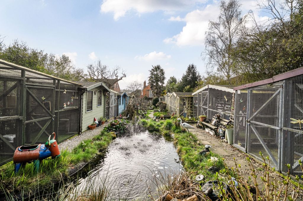 Property photo 1 of 30