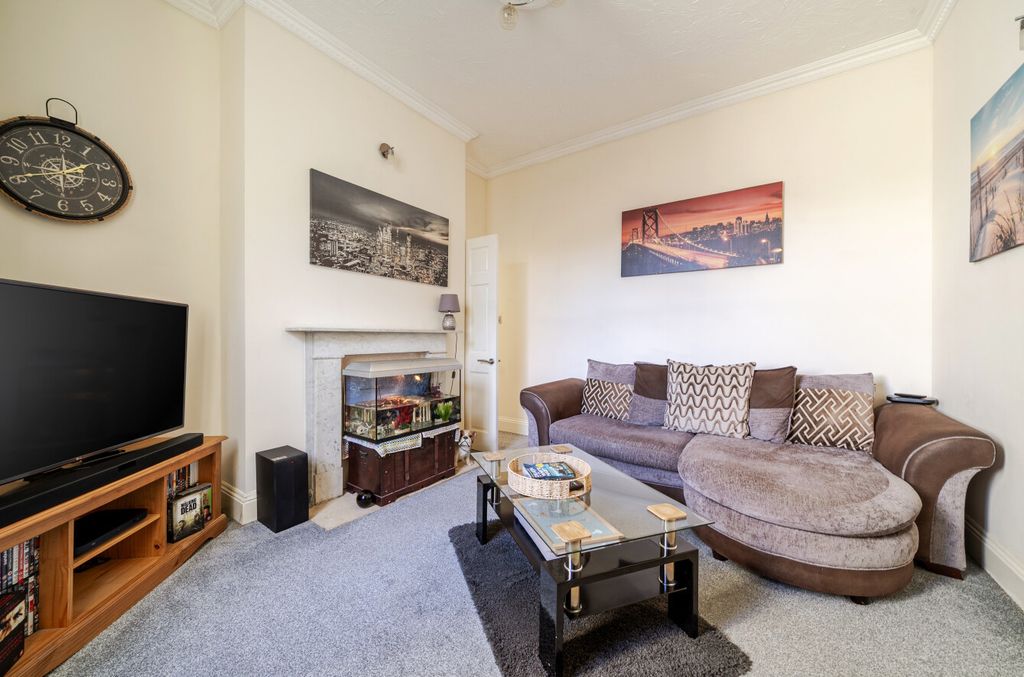 Property photo 3 of 22 1438634-11-69Dd25...