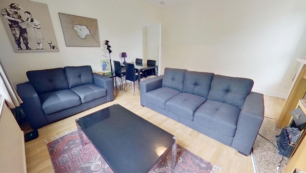 Property photo 2 of 12 Meanwood-Road-06102021091834-1.Jpg