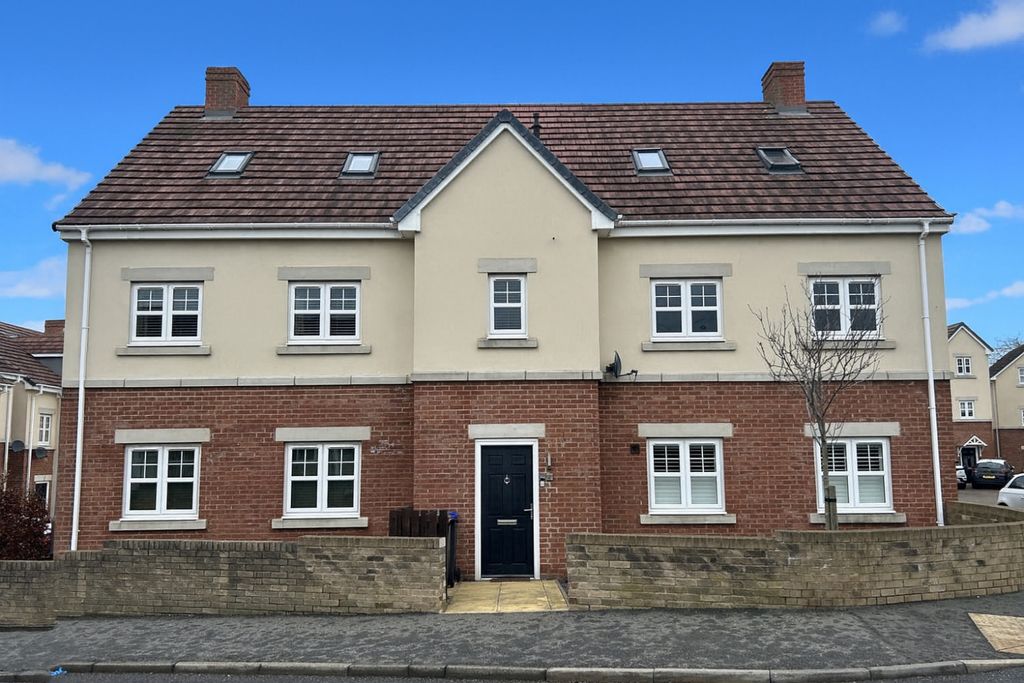 Property photo 1 of 11 Img_5590