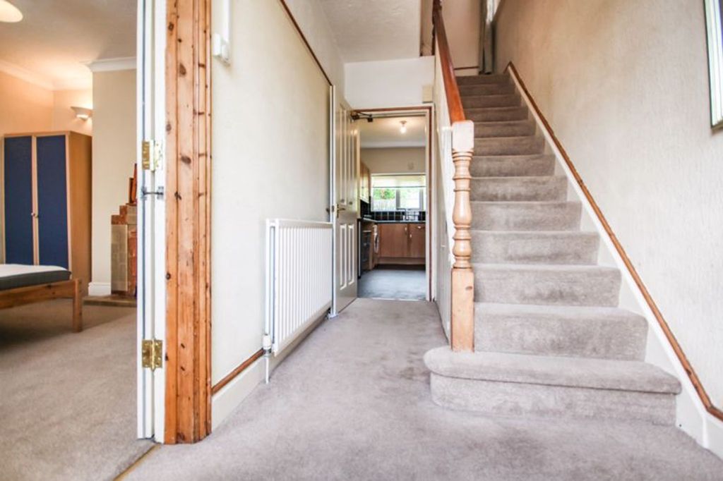 Property photo 2 of 11 Photo 17