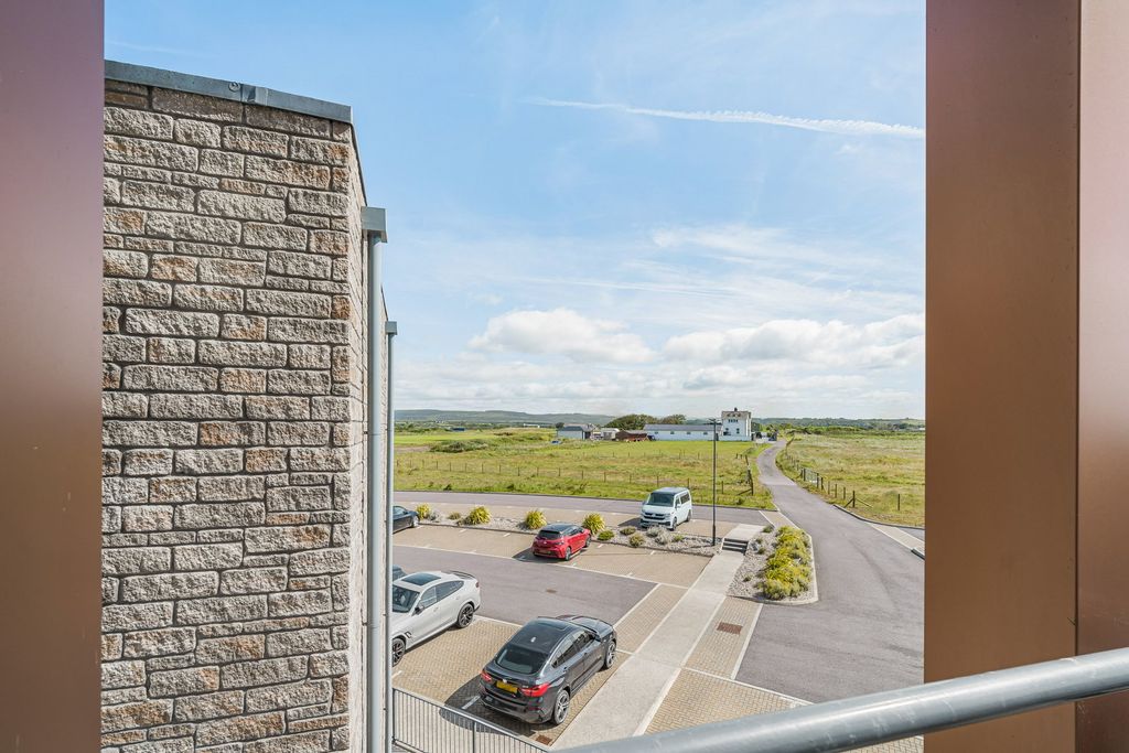 Additional image 37 of 3 bed penthouse for saleRest Bay, Porthcawl CF36