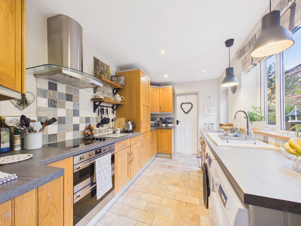 Property photo 3 of 13 5542227