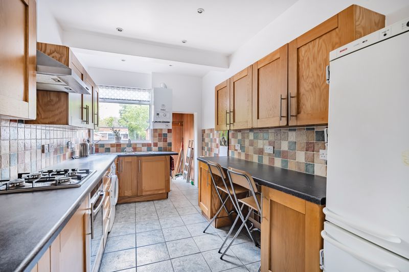 Property photo 3 of 15 Kitchen