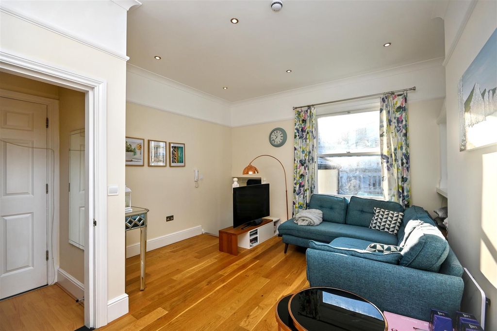 Property photo 2 of 12 Dsc_3296.Jpg