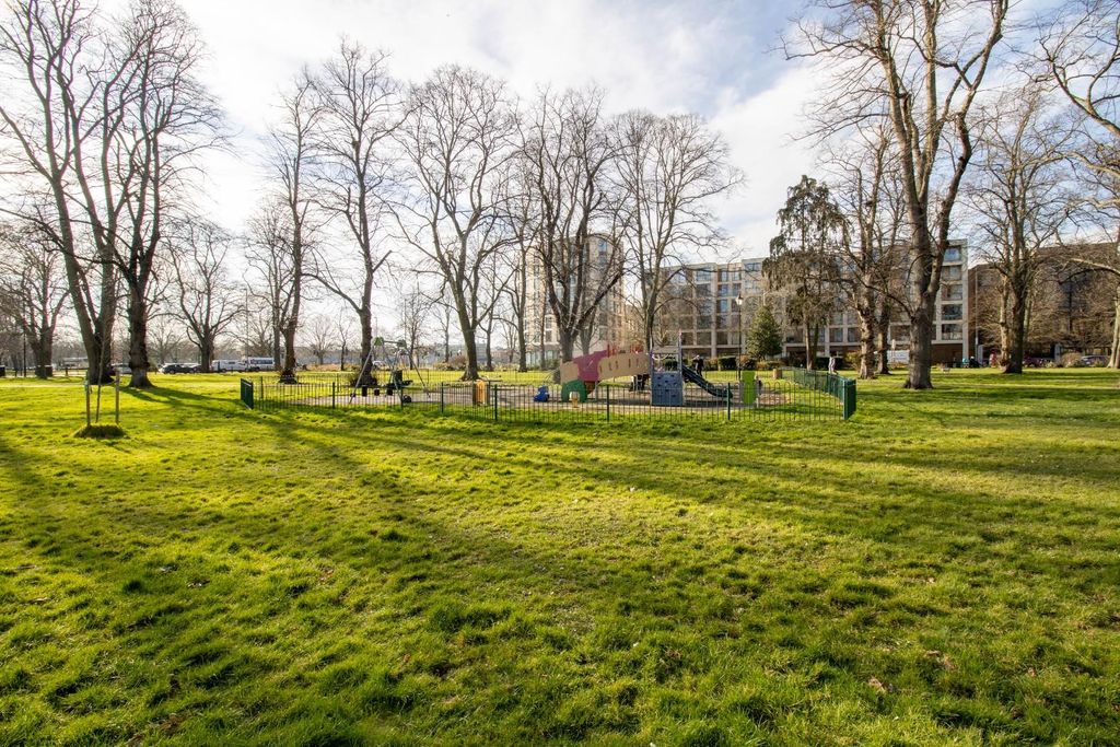 Property photo 3 of 14 Img_0017.Jpg