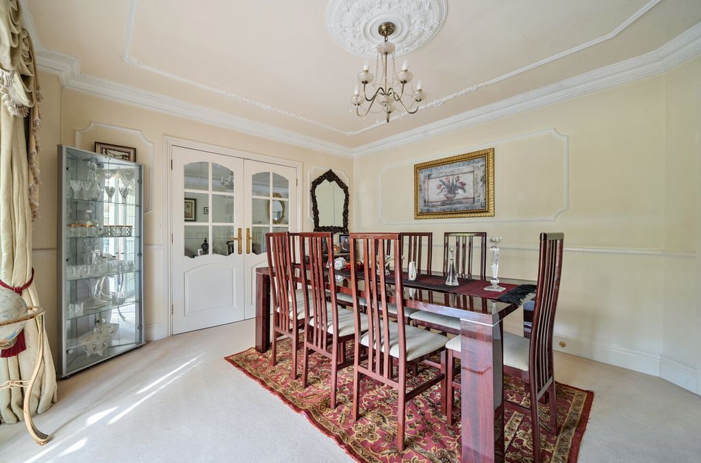 Property photo 3 of 35 1476892-77-6A2c43...