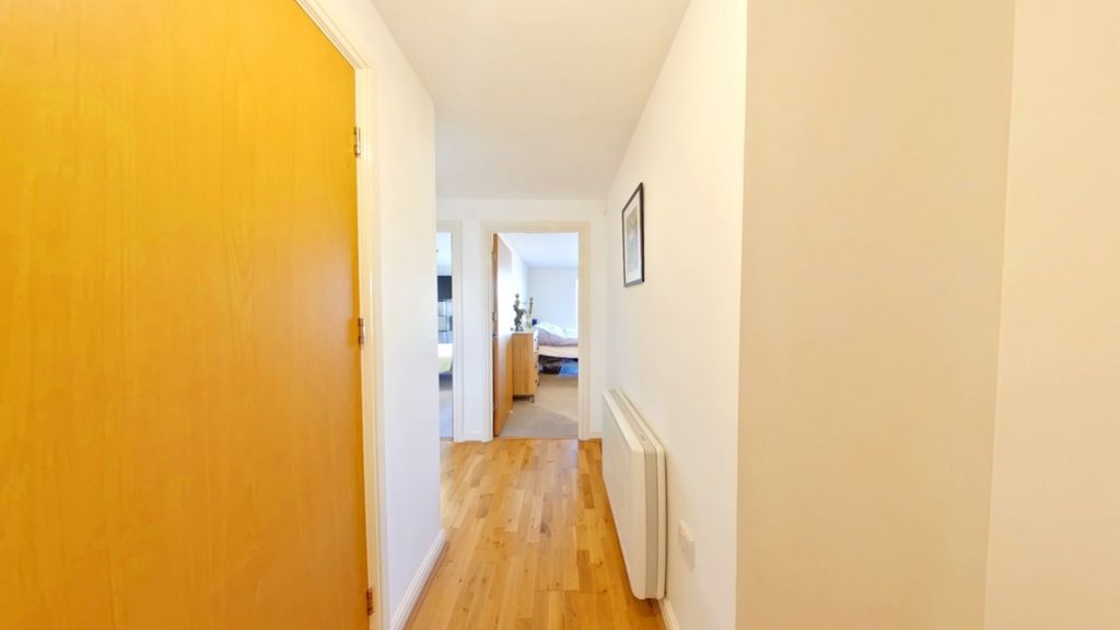 Property photo 2 of 11 Entrance Hallway