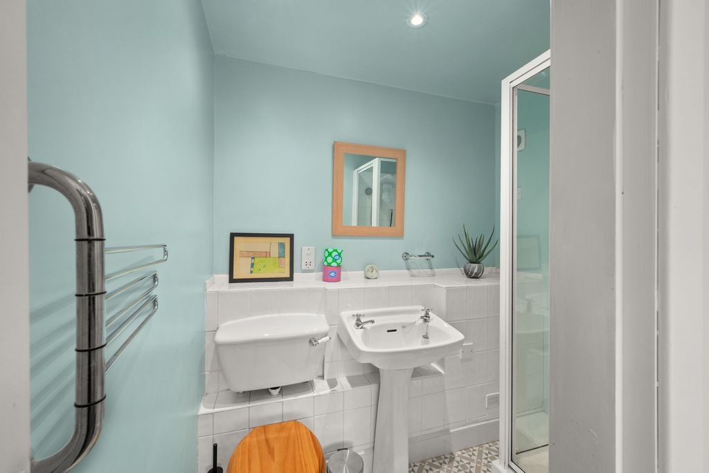 Additional image 13 of 3 bed semi-detached house for sale6 Jedburgh Road, Dundee DD2