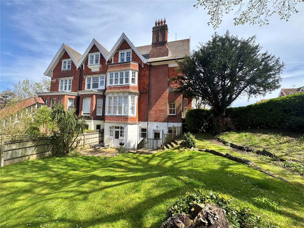 Property photo 1 of 17 Picture No. 22