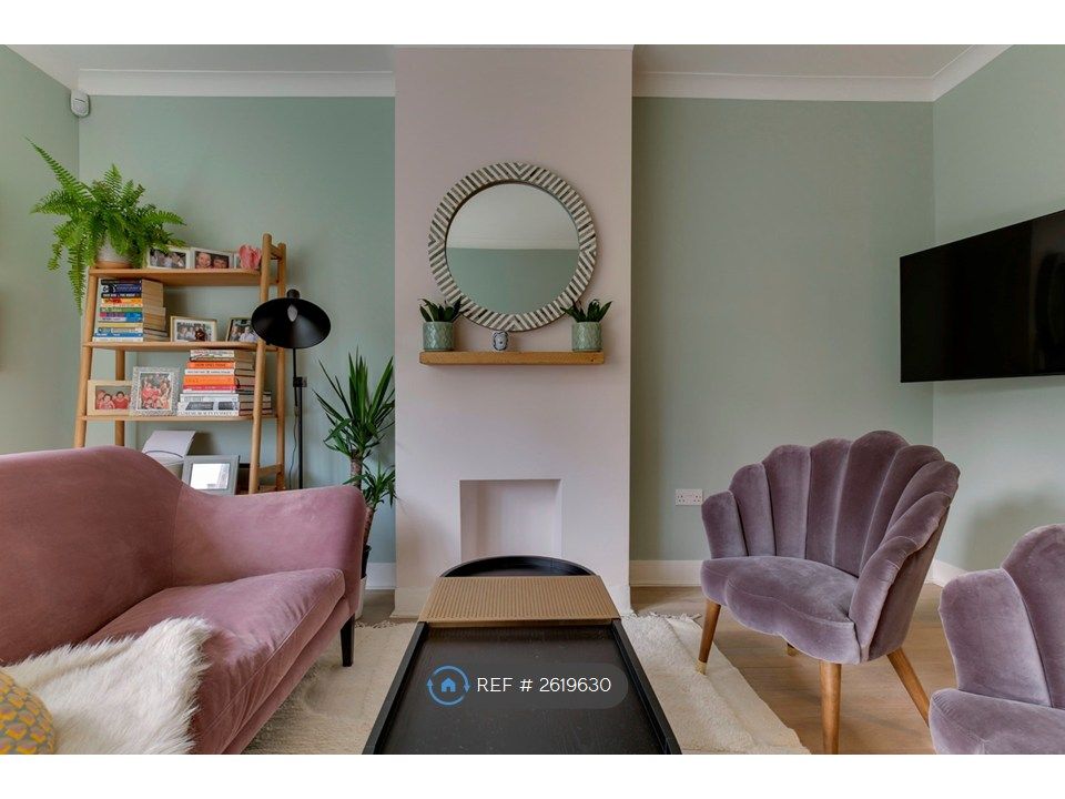 Property photo 1 of 16 Living Room 1