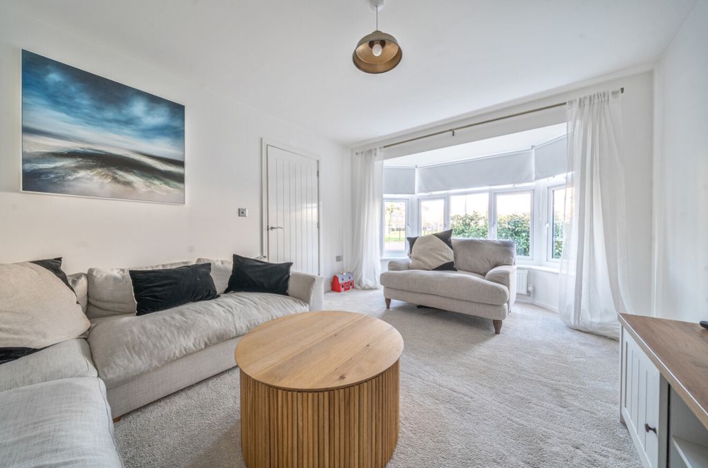 Property photo 3 of 25 1402233-25-697007c09E2d0