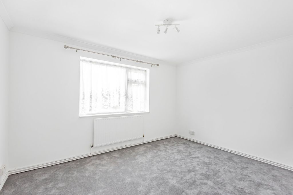 Property photo 2 of 8 Picture No. 02