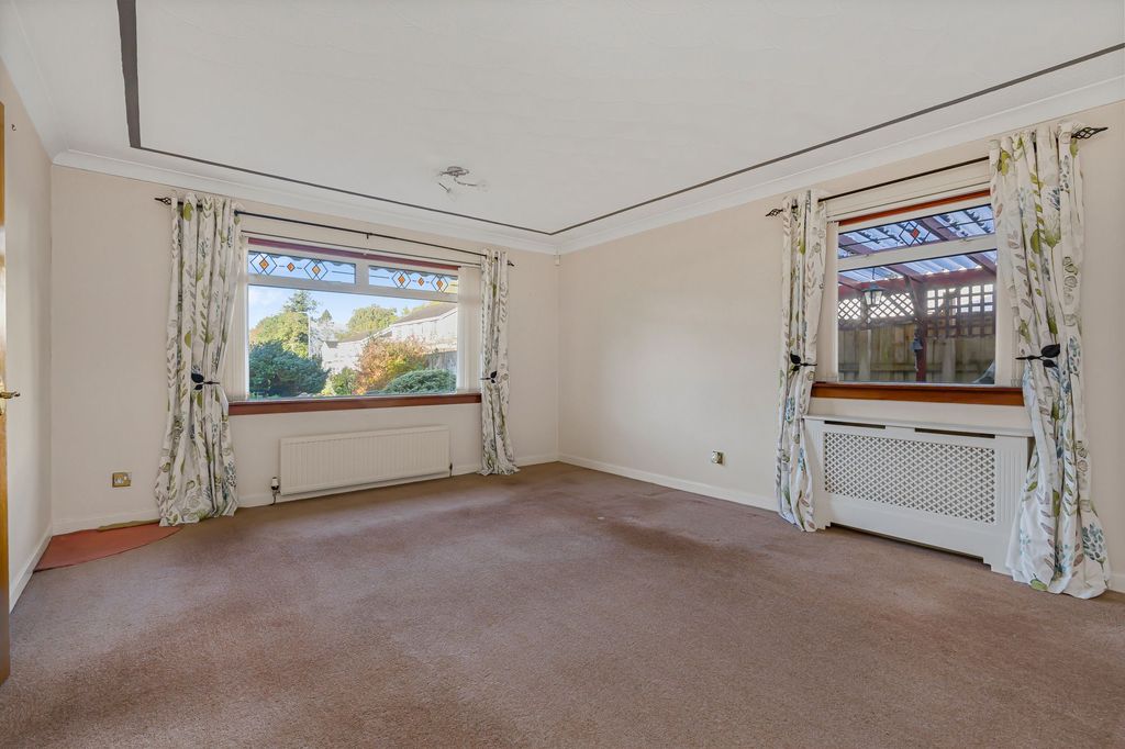 Property photo 3 of 29