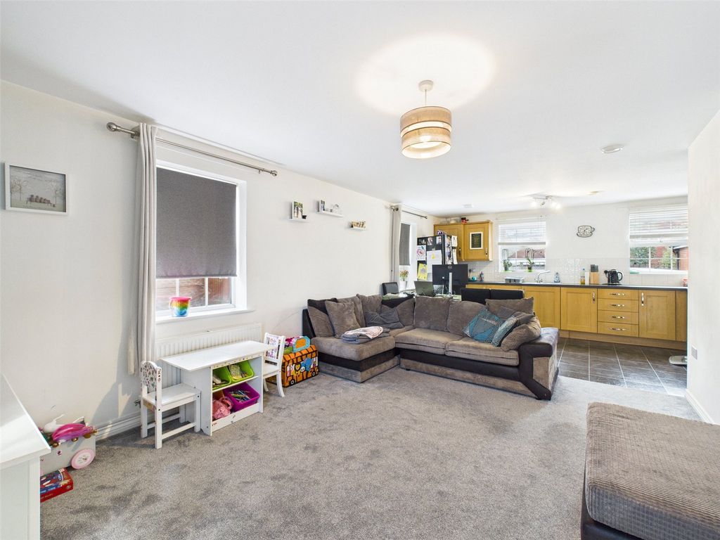 Property photo 3 of 12 Living Area/ Kitchen