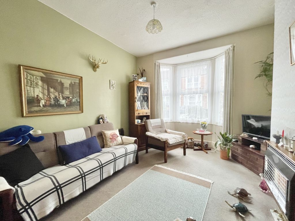 Property photo 3 of 17 Photo 3