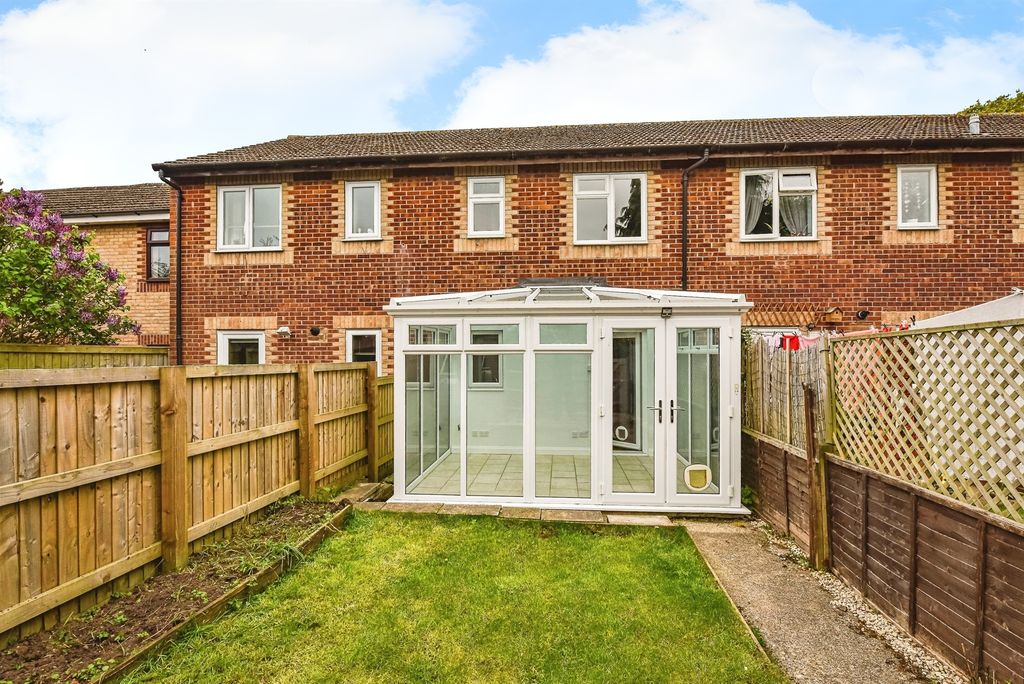 Property photo 2 of 15