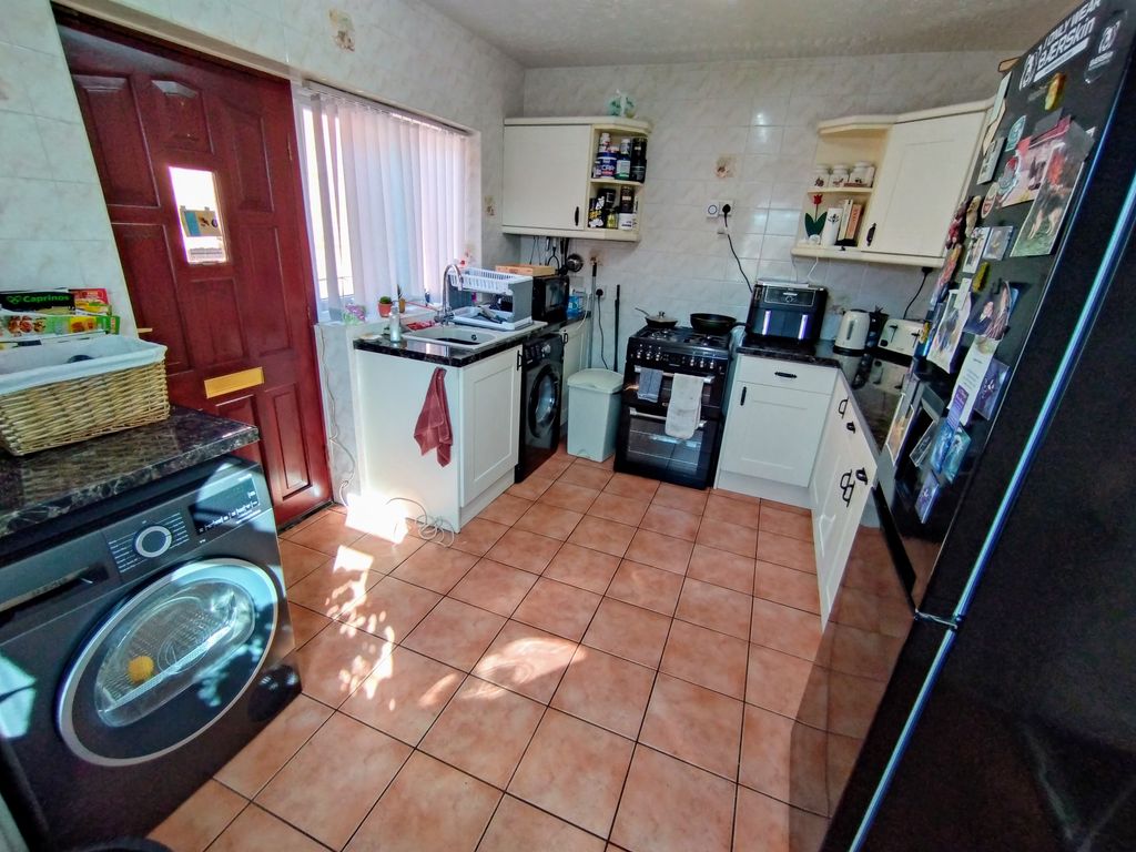 Property photo 2 of 15