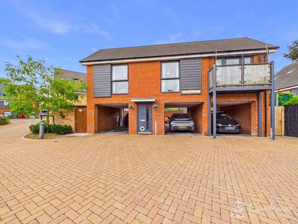 Property photo 1 of 9 Cam03624G0-Pr0251-Still018