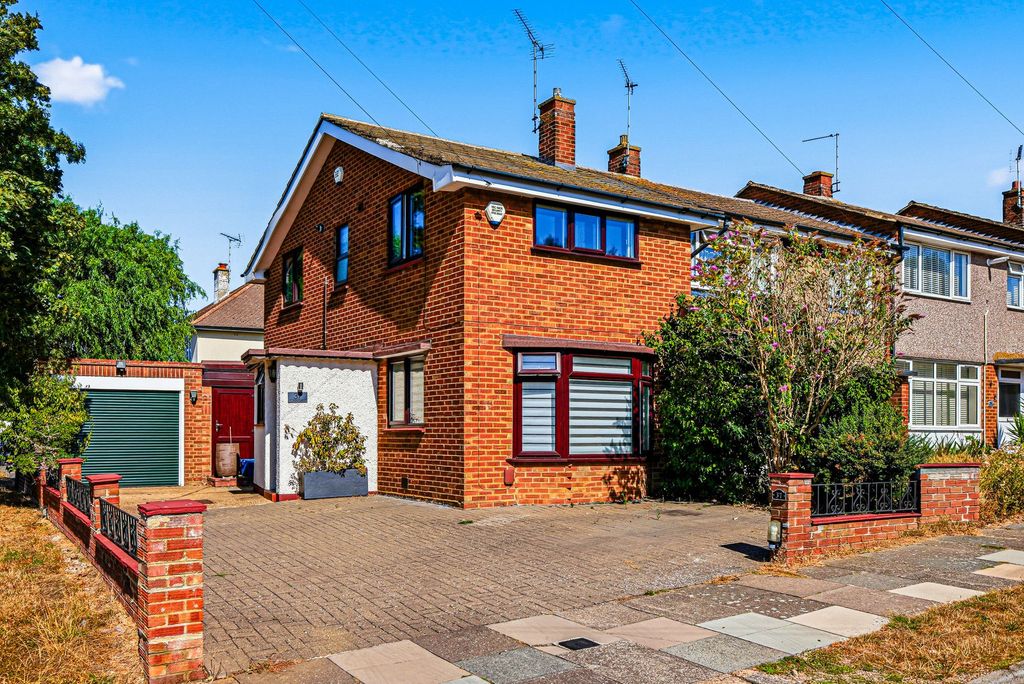 Property photo 1 of 27