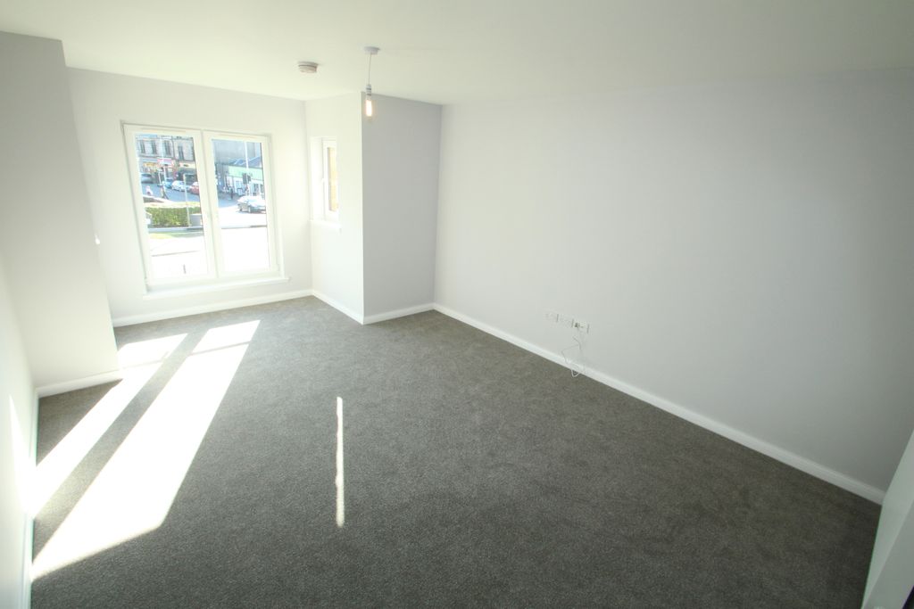 Property photo 2 of 9 Lounge