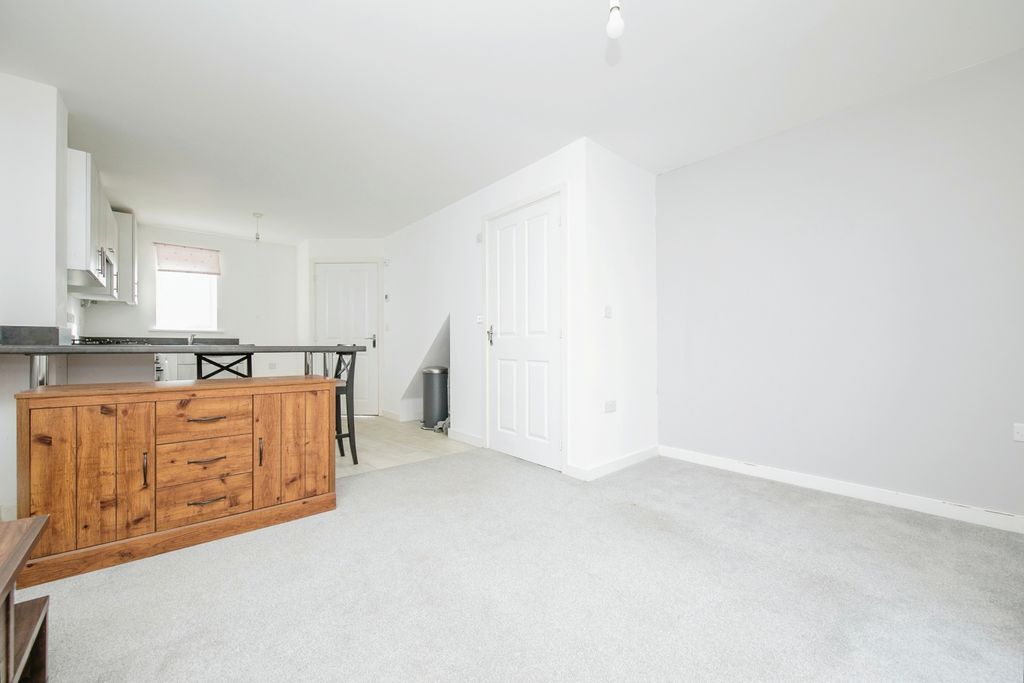 Property photo 3 of 17 Photography