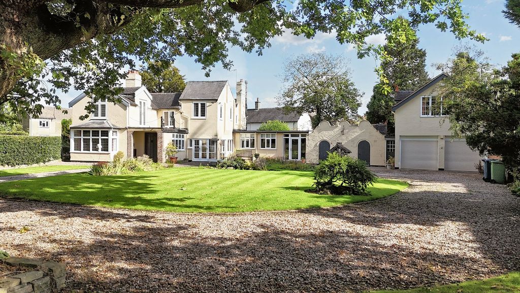 Property photo 1 of 30