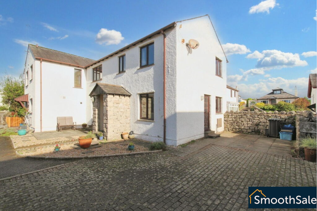 Property photo 1 of 18