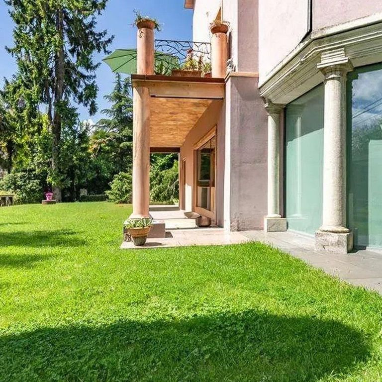 Property photo 3 of 25