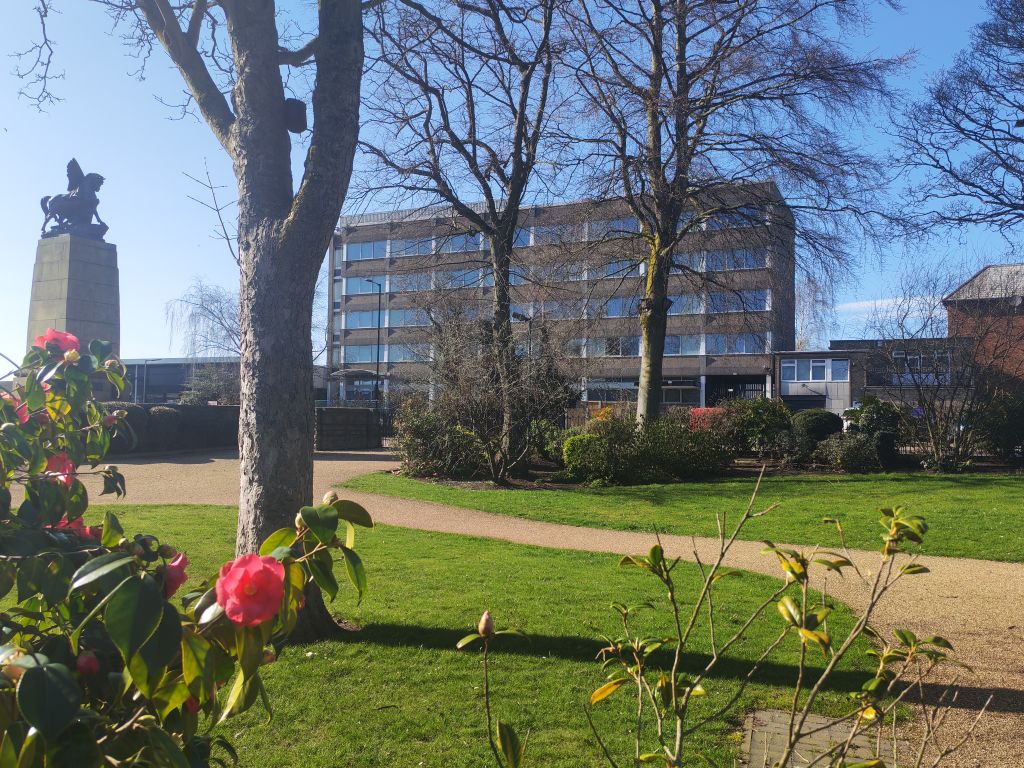 Property photo 1 of 5