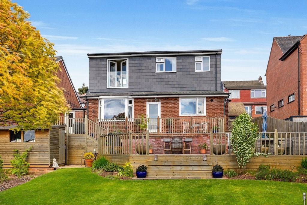 Property photo 2 of 23