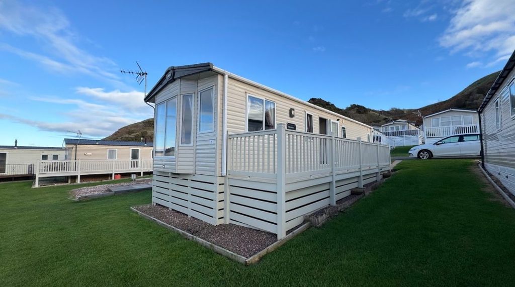 Property photo 1 of 17 G4 Abi Blenheim 2017 1