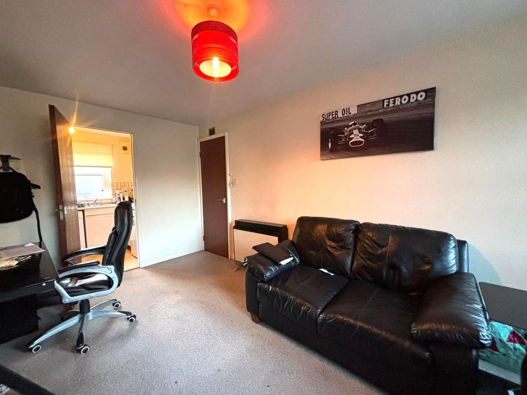 Property photo 3 of 15 3