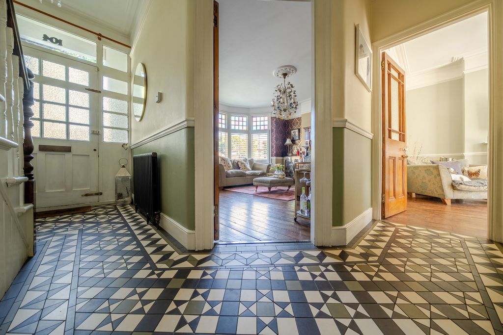 Property photo 2 of 30 1486841-29-6A4cd3...