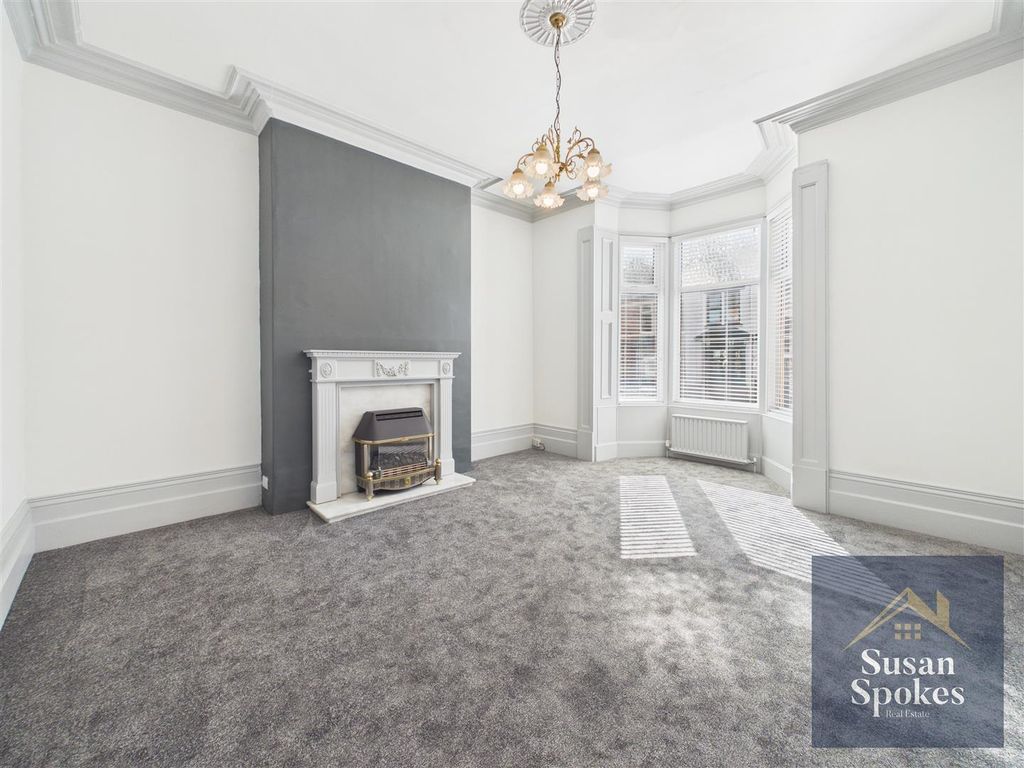 Property photo 2 of 30 Cam01858G0-Pr0241-Still001.Jpg