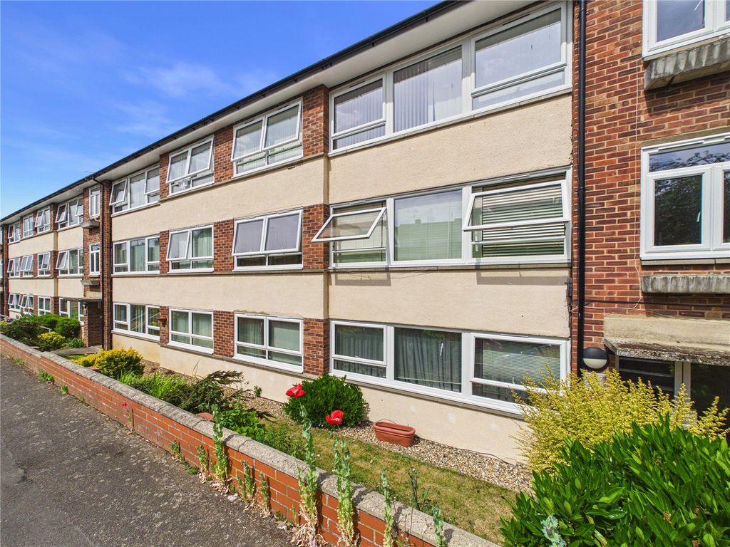 Property photo 1 of 8 Picture No. 05