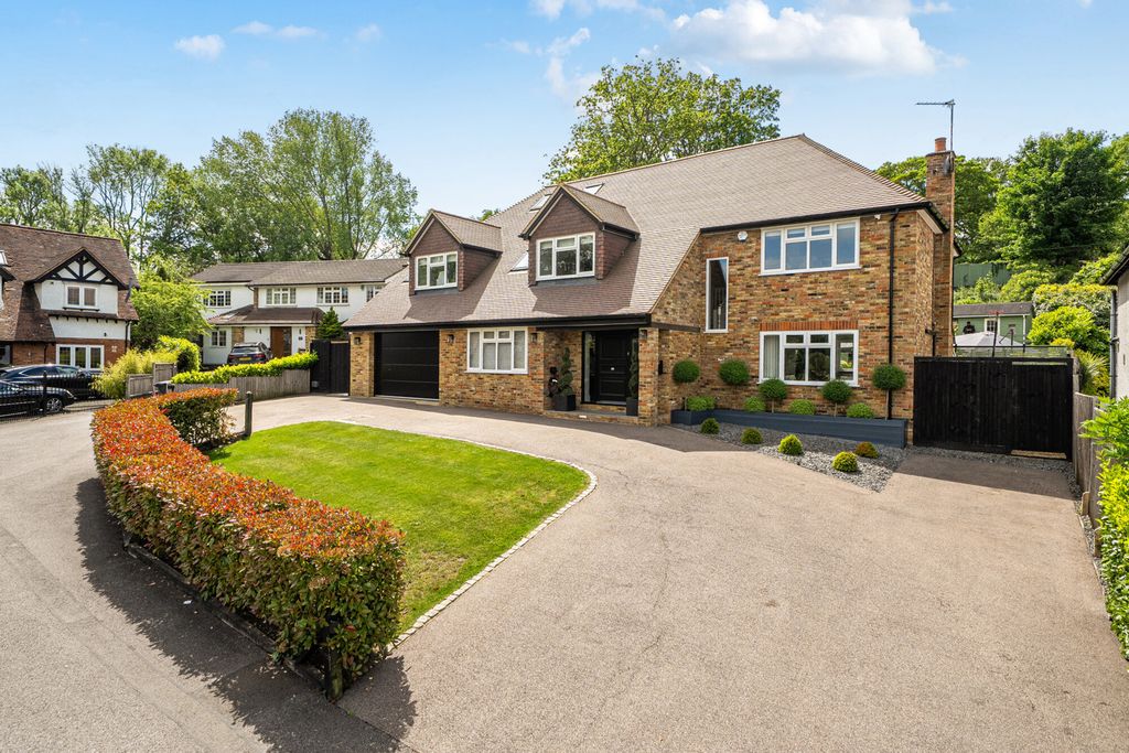 Property photo 1 of 31 1457930-2-6A0F01c...
