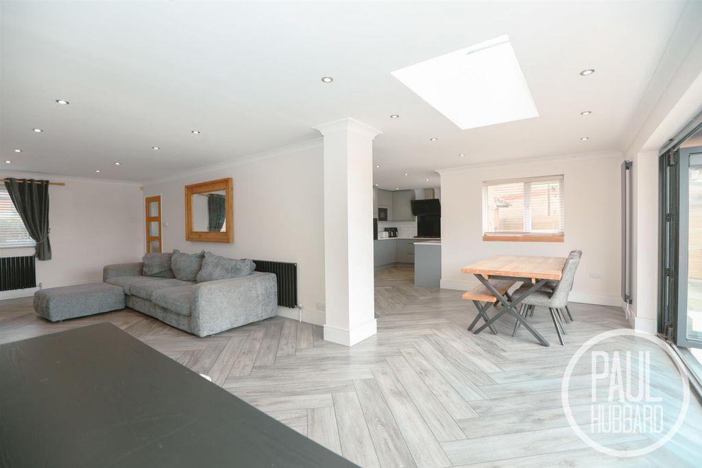 Property photo 2 of 25 7R5A0453-2.Jpg