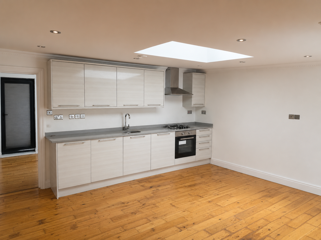 Property photo 1 of 8 Kitchen.Png