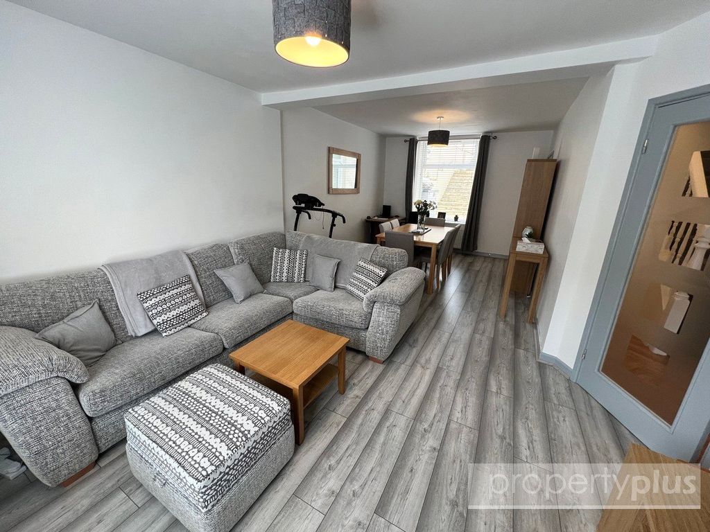Property photo 3 of 14 Picture No. 04