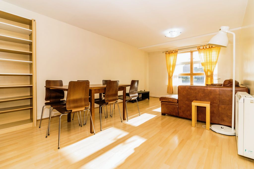 Property photo 3 of 8 Photography