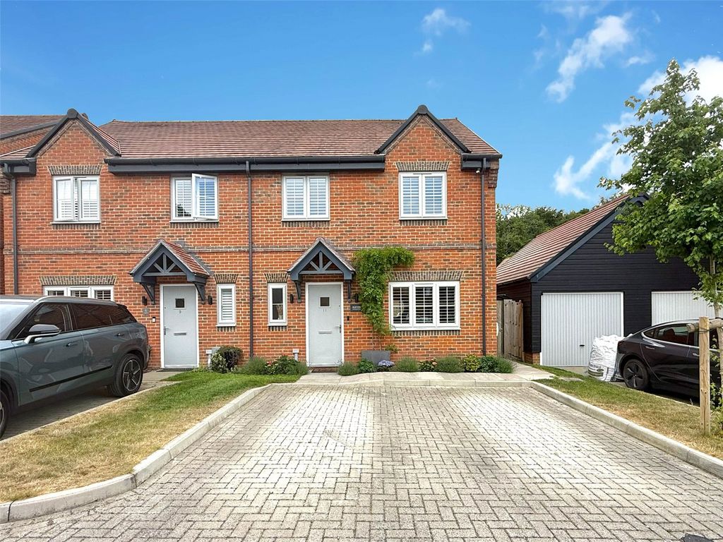 Property photo 1 of 19 Picture No. 04