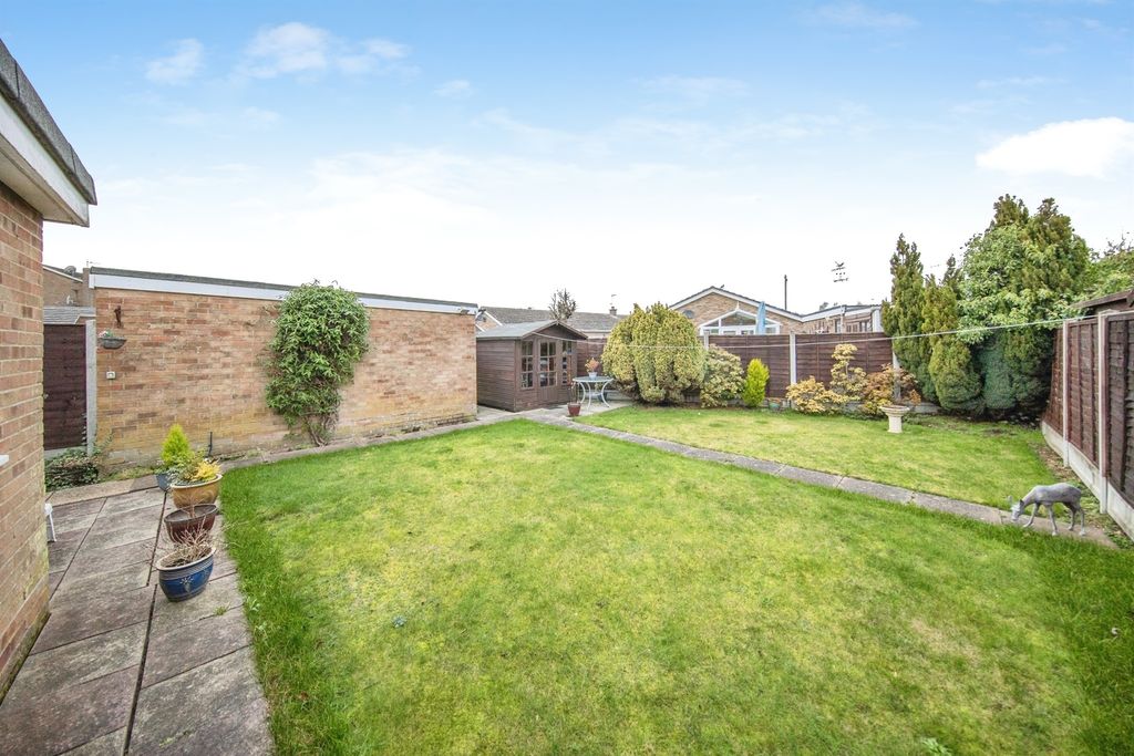 Property photo 2 of 18