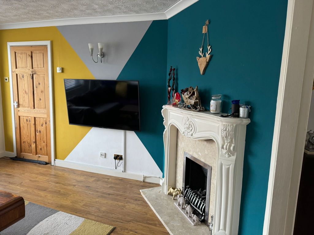 Property photo 3 of 14 Gallery