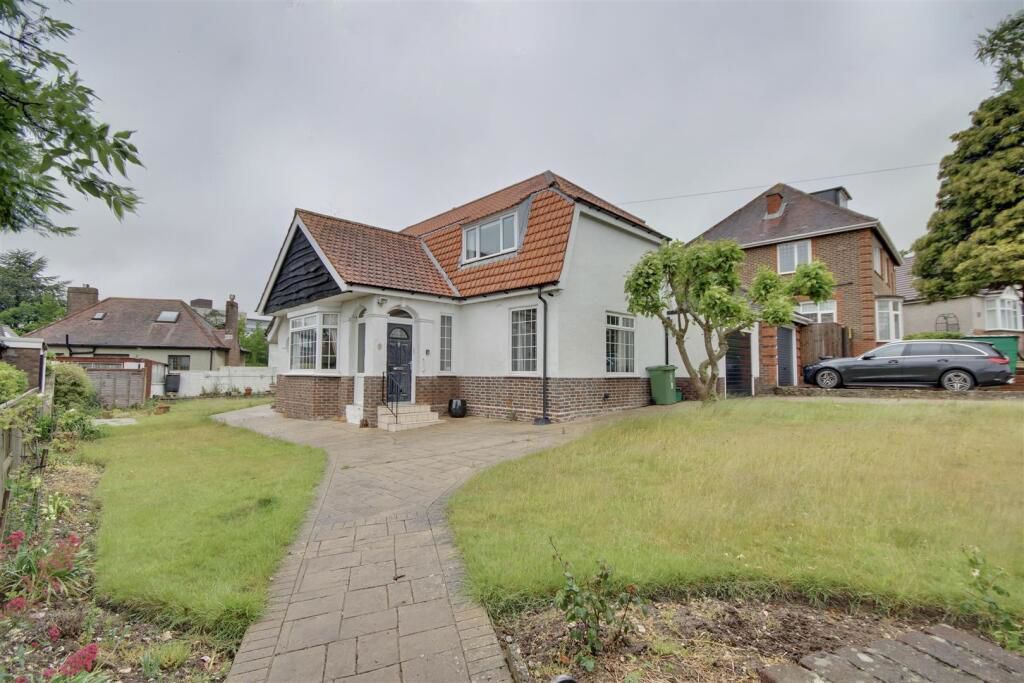Property photo 1 of 28