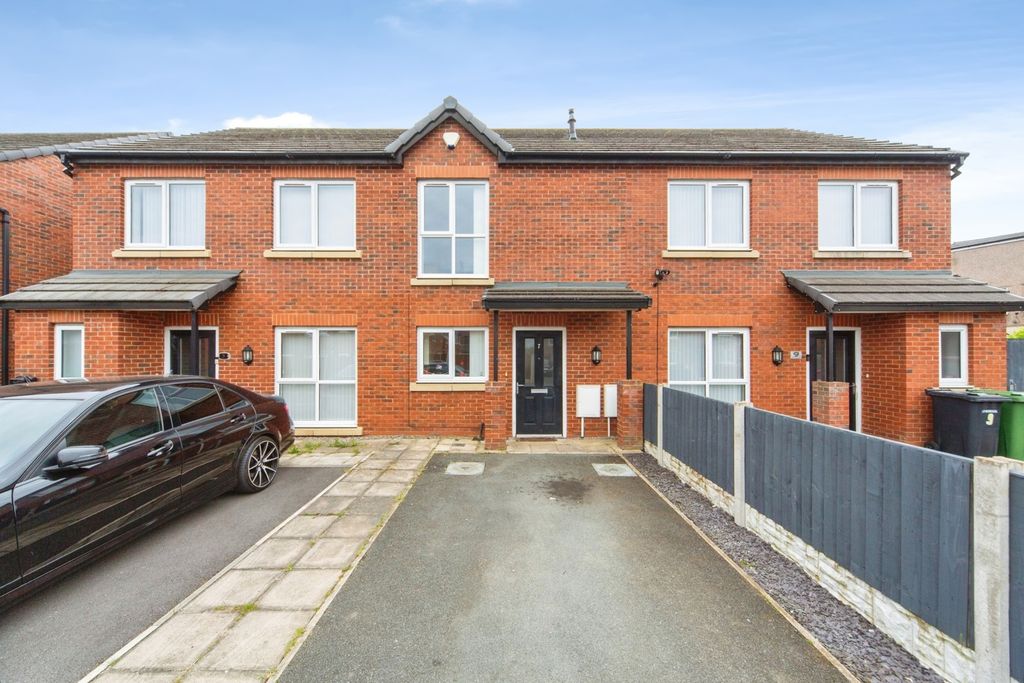 Property photo 1 of 11 Pbox-Img.Jpg